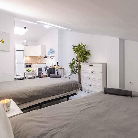Atico Premium - Malaga City Center Eksteriør billede