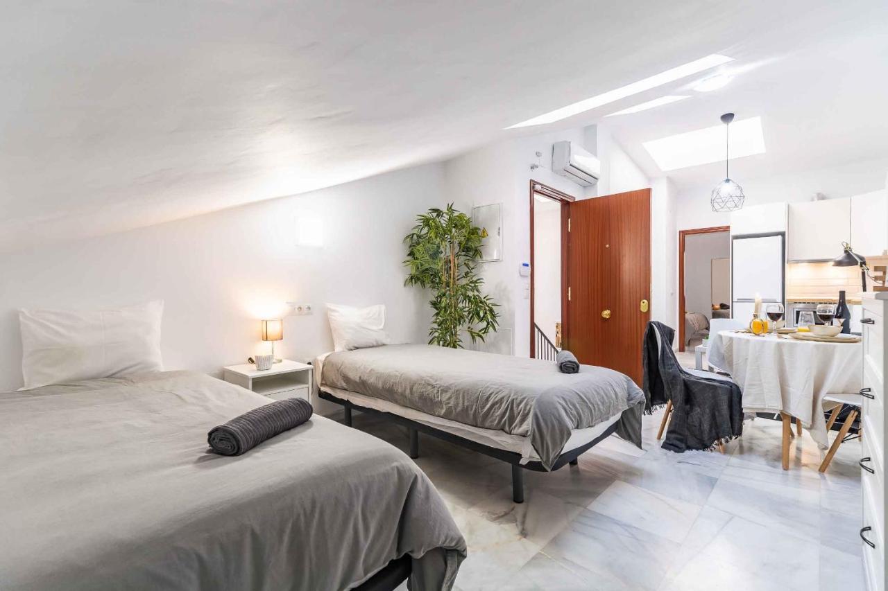 Atico Premium - Malaga City Center Eksteriør billede